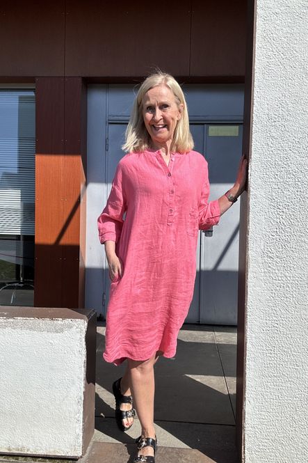 Hovedbilde 12009 By basics lin kjole i skjorte modell.