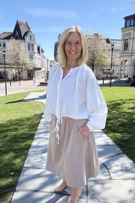 Kenta cotton blouse fra Jane Lushka