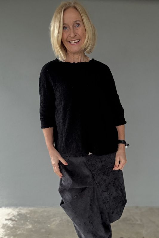 By basics 4506, genser i bubble wool med kortere arm.